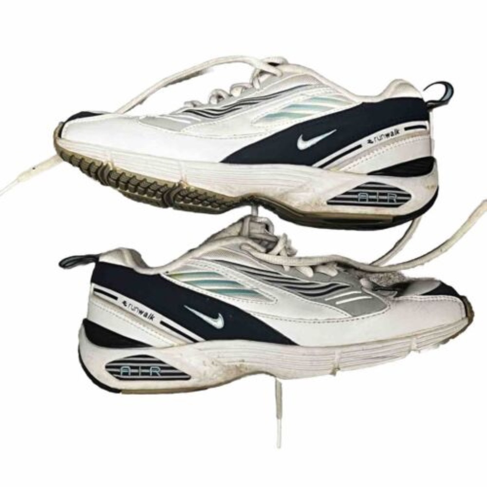Vintage Nike Run Walk Athletic Sneakers Size 7 2001 Air Max